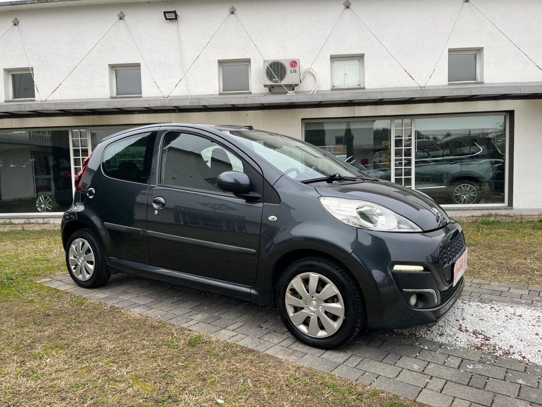  1.0 benzina 68cv - NEOPATENTATI - Gallotti Auto