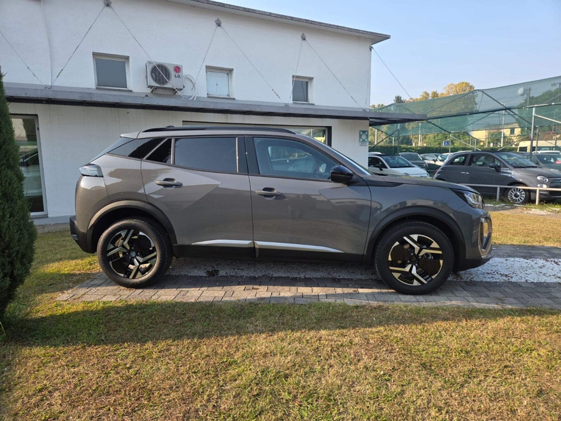 ALLURE PURE TECH 1.2 BENZINA 100CV S&S - NEOPATENTATI - Gallotti Auto