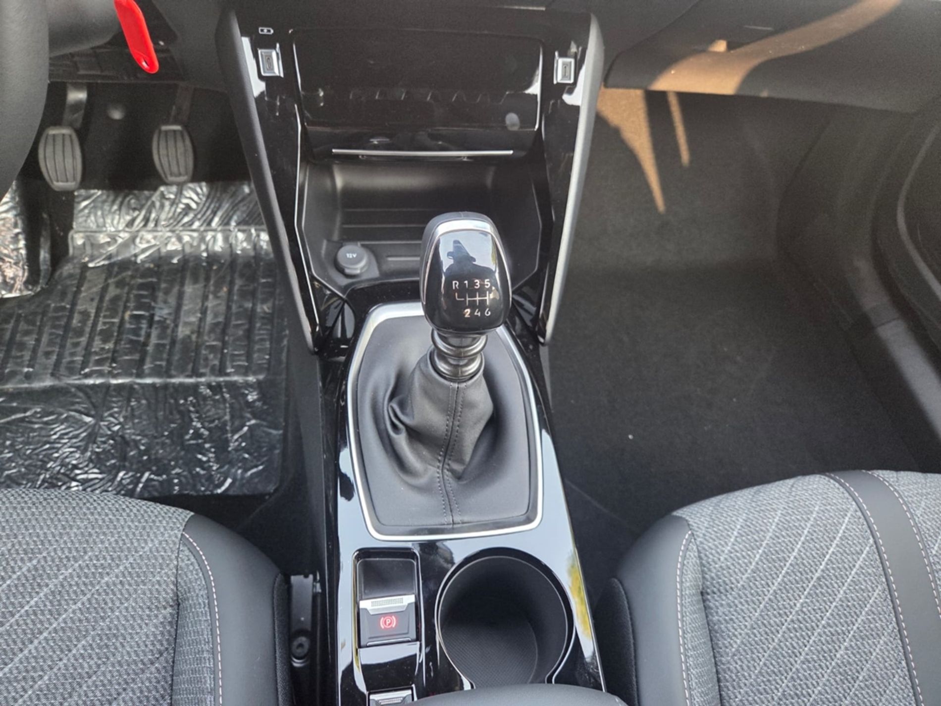 ALLURE PURE TECH 1.2 BENZINA 100CV S&S - NEOPATENTATI - Gallotti Auto