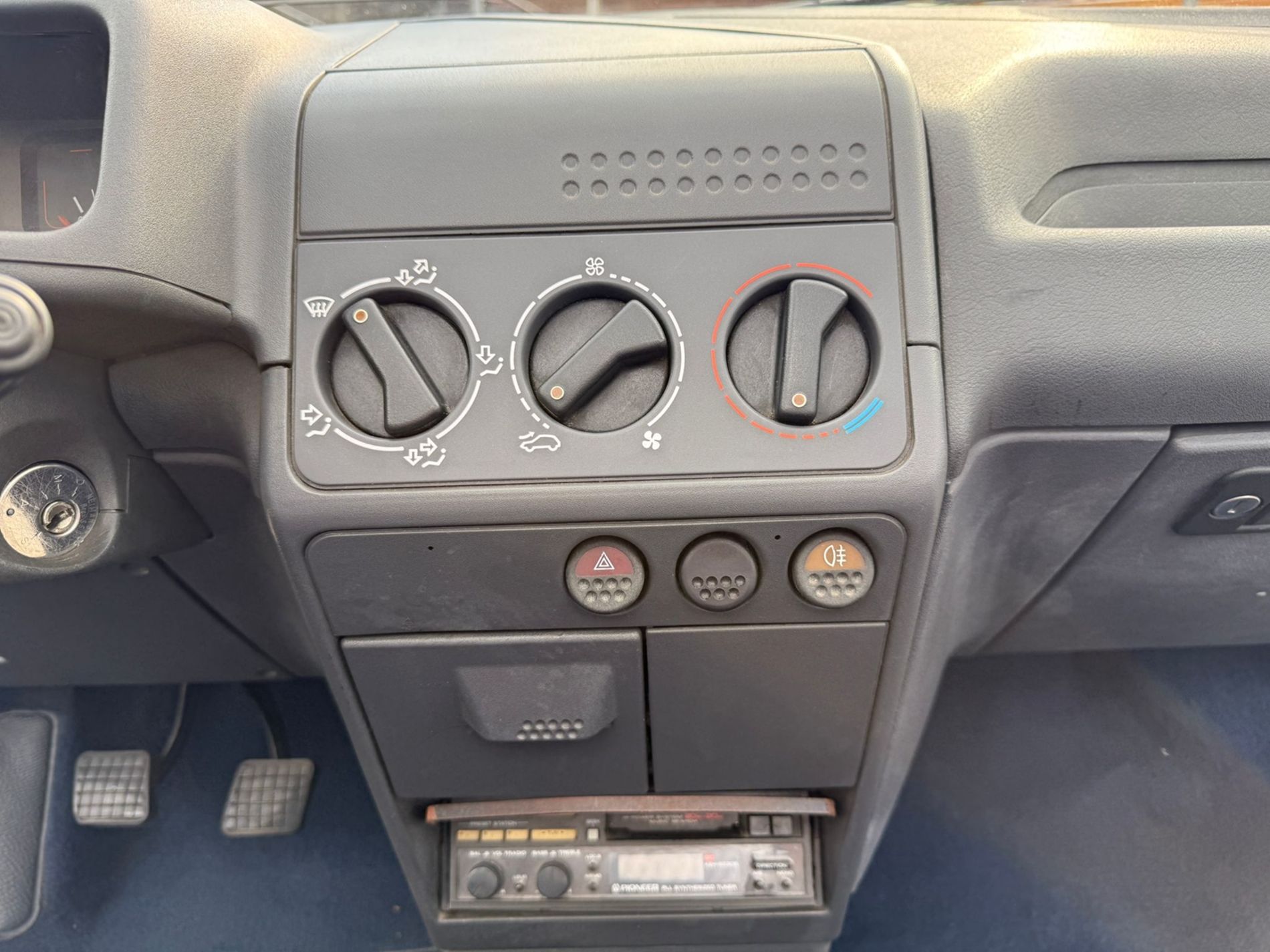 CABRIOLET 1.4 benzina 60cv - Gallotti Auto