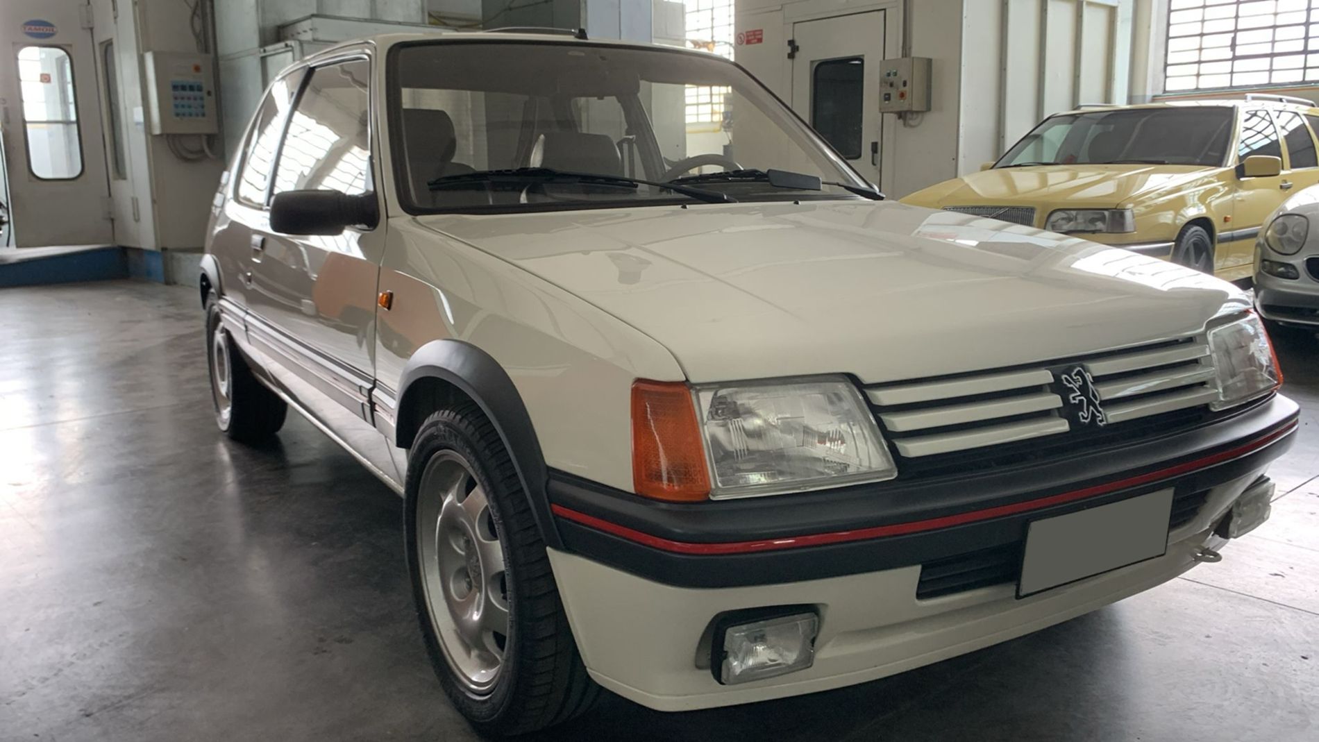 PEUGEOT 205 GTI - Gallotti Auto