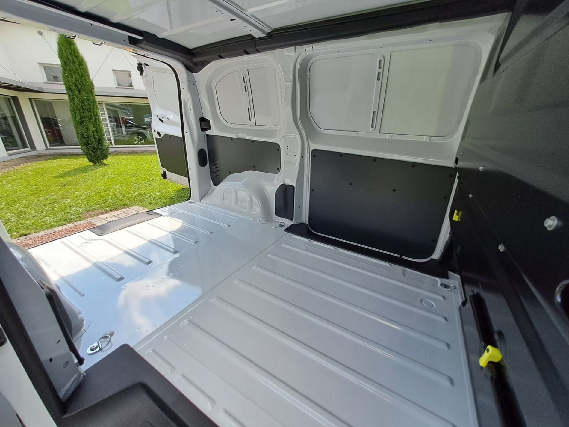 + IVA - Gallotti Auto