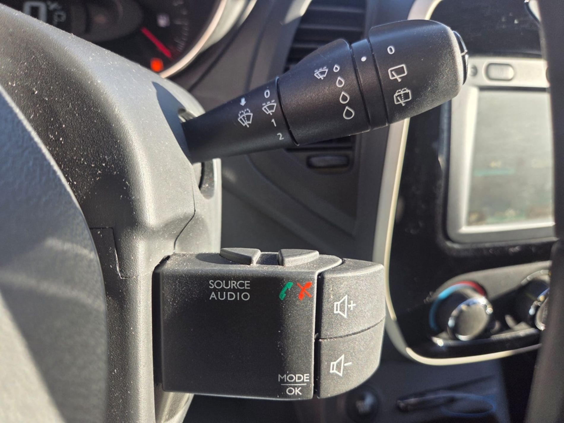 1.5 dci 90cv edc - NEOPATENTATI - Gallotti Auto