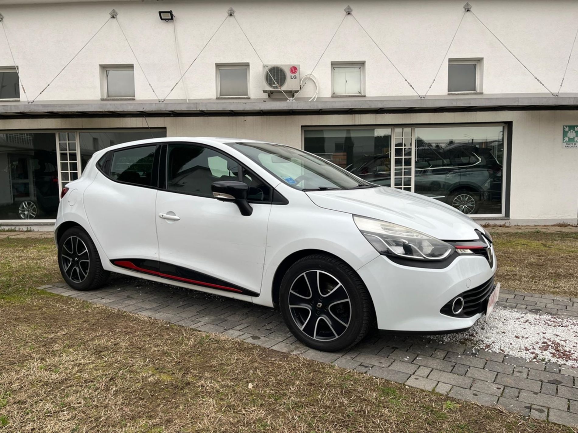 1.5 dci 90cv - RISERVATA A COMMERCIANTI D’AUTO - Gallotti Auto