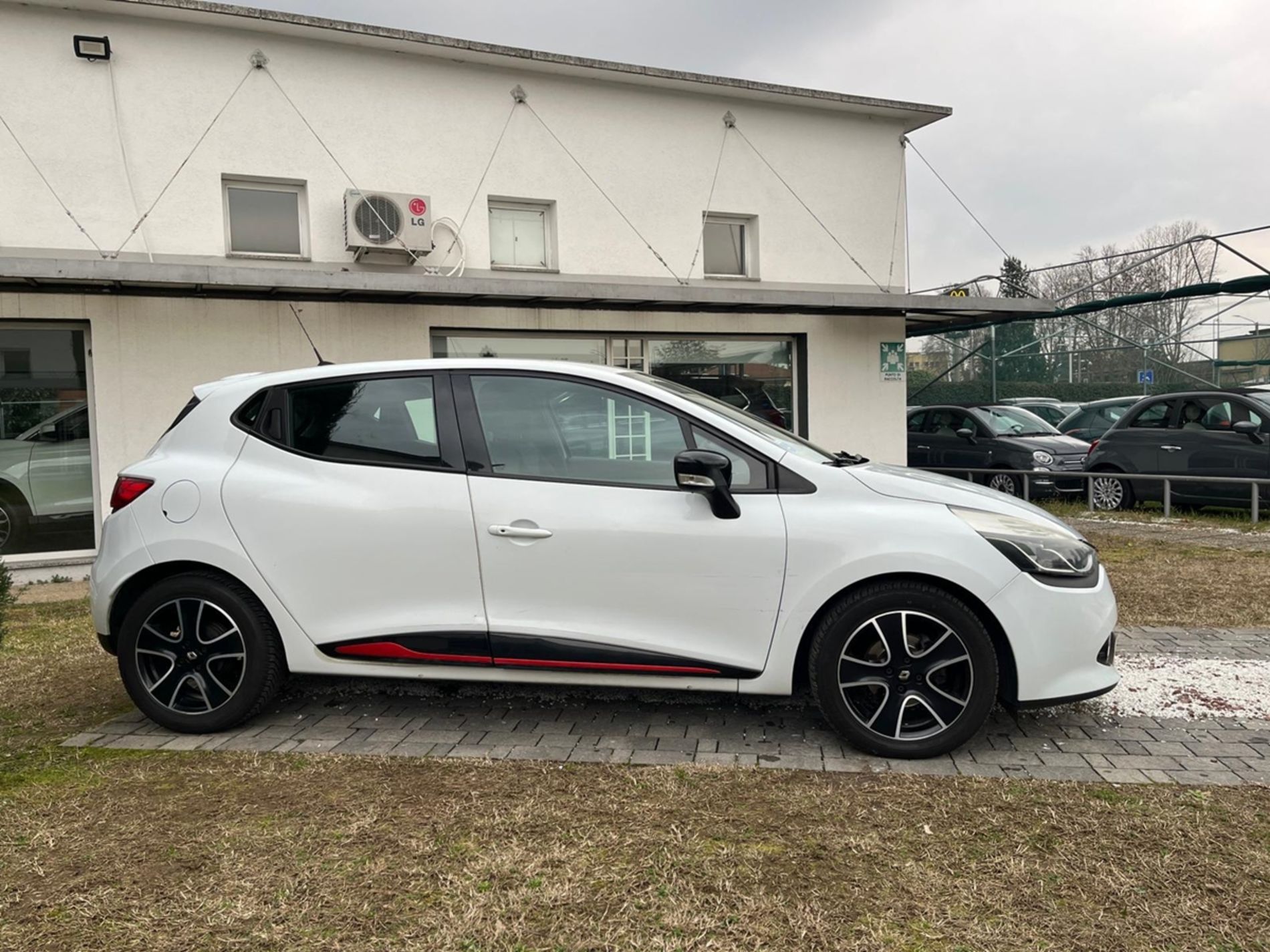 1.5 dci 90cv - RISERVATA A COMMERCIANTI D’AUTO - Gallotti Auto