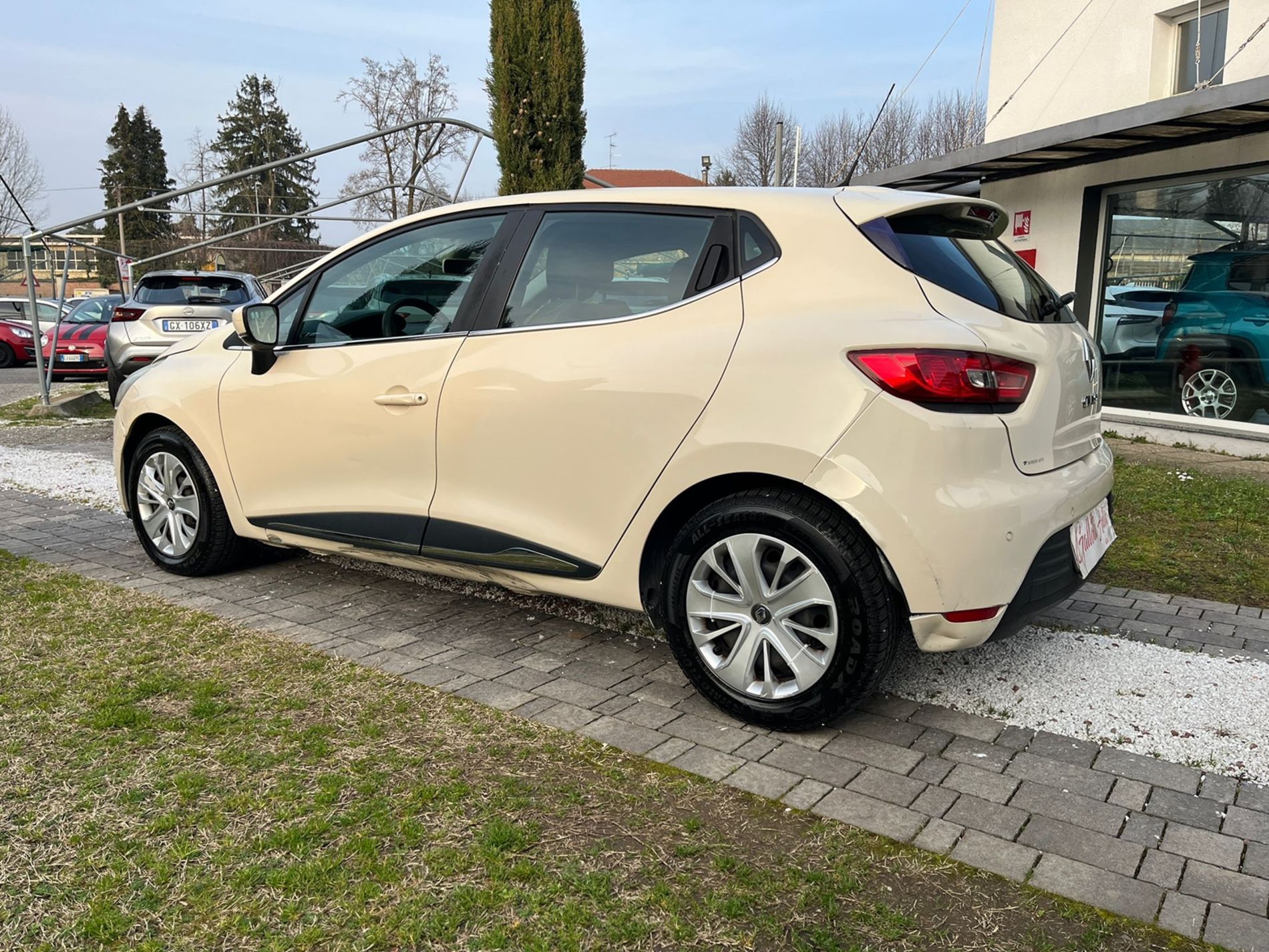 1.2 16v Life 75cv - NEOPATENTATI - Gallotti Auto