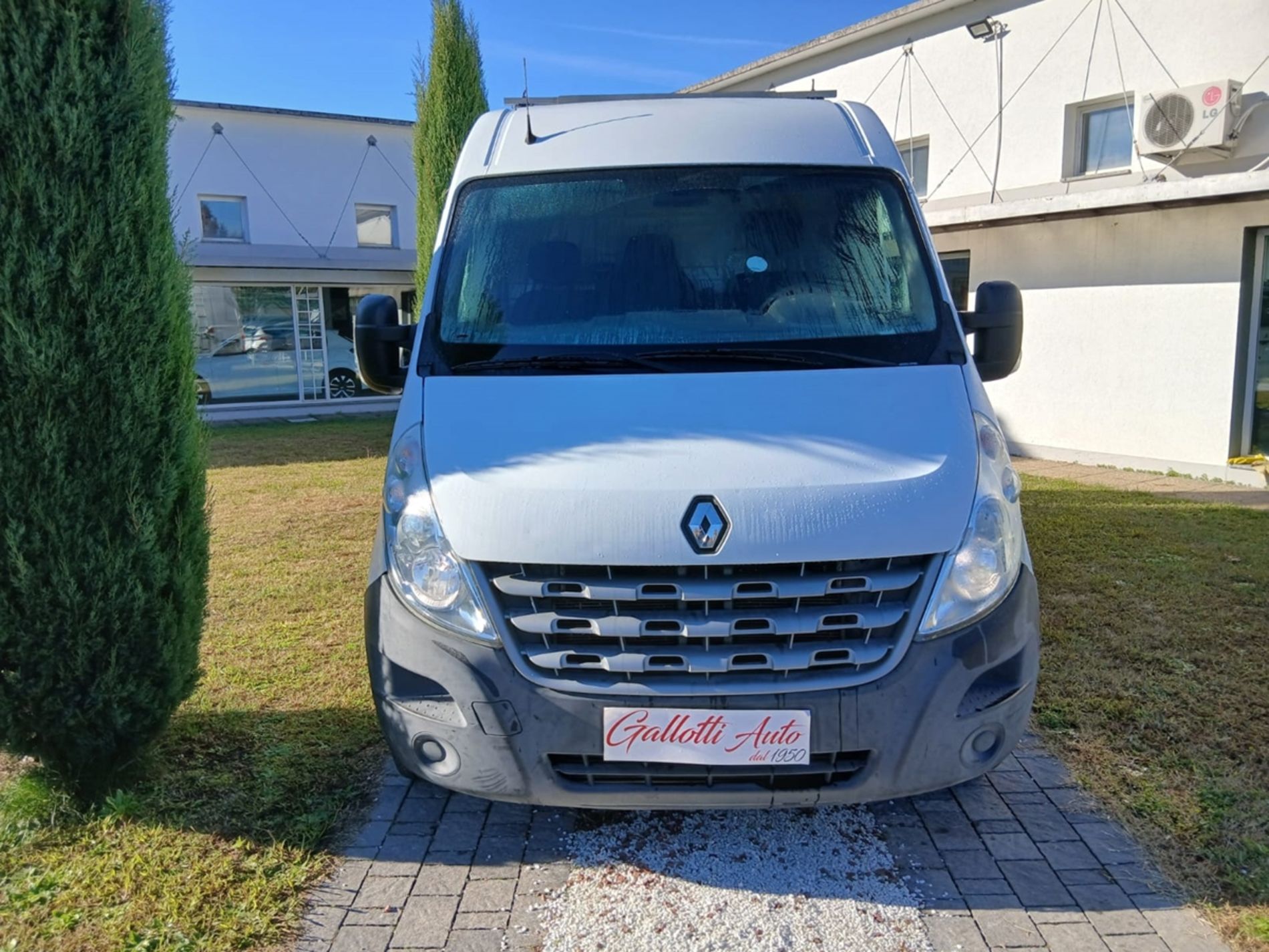 RISERVATA A COMMERCIANTI D’AUTO + IVA - Gallotti Auto