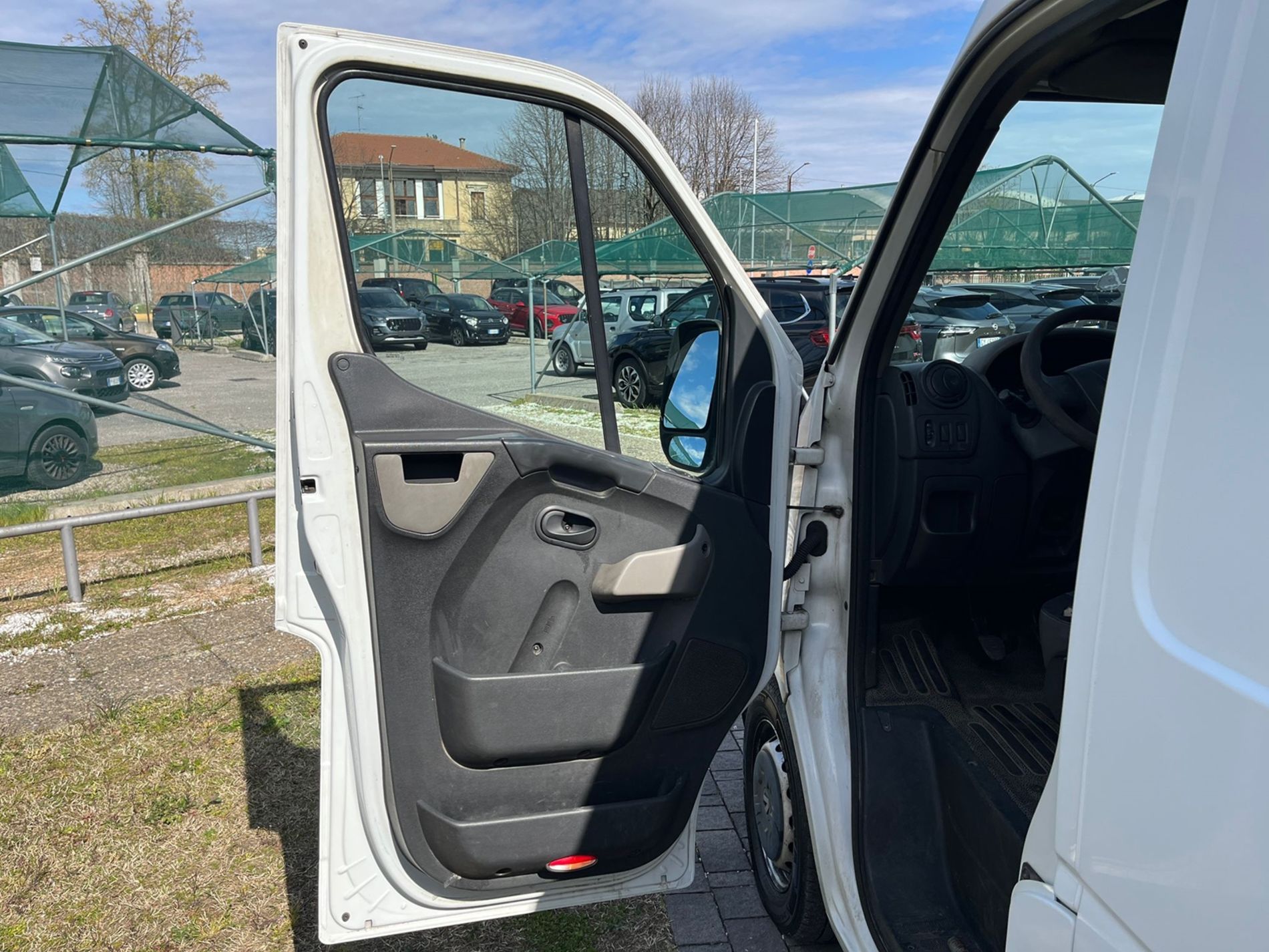 RISERVATA A COMMERCIANTI D’AUTO + IVA - Gallotti Auto