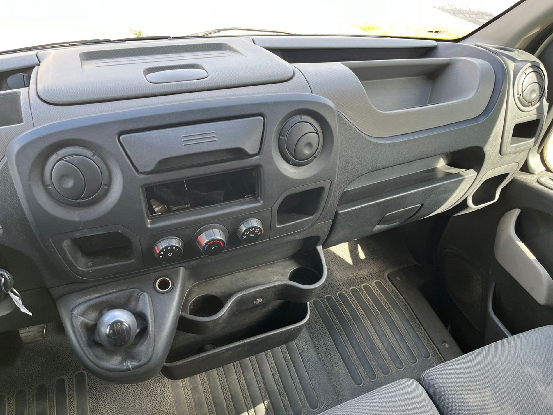 RISERVATA A COMMERCIANTI D’AUTO + IVA - Gallotti Auto