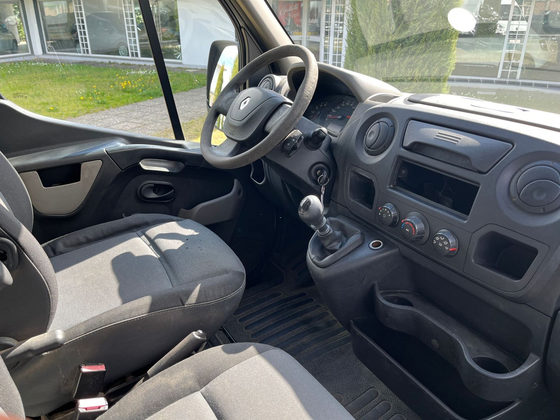 RISERVATA A COMMERCIANTI D’AUTO + IVA - Gallotti Auto