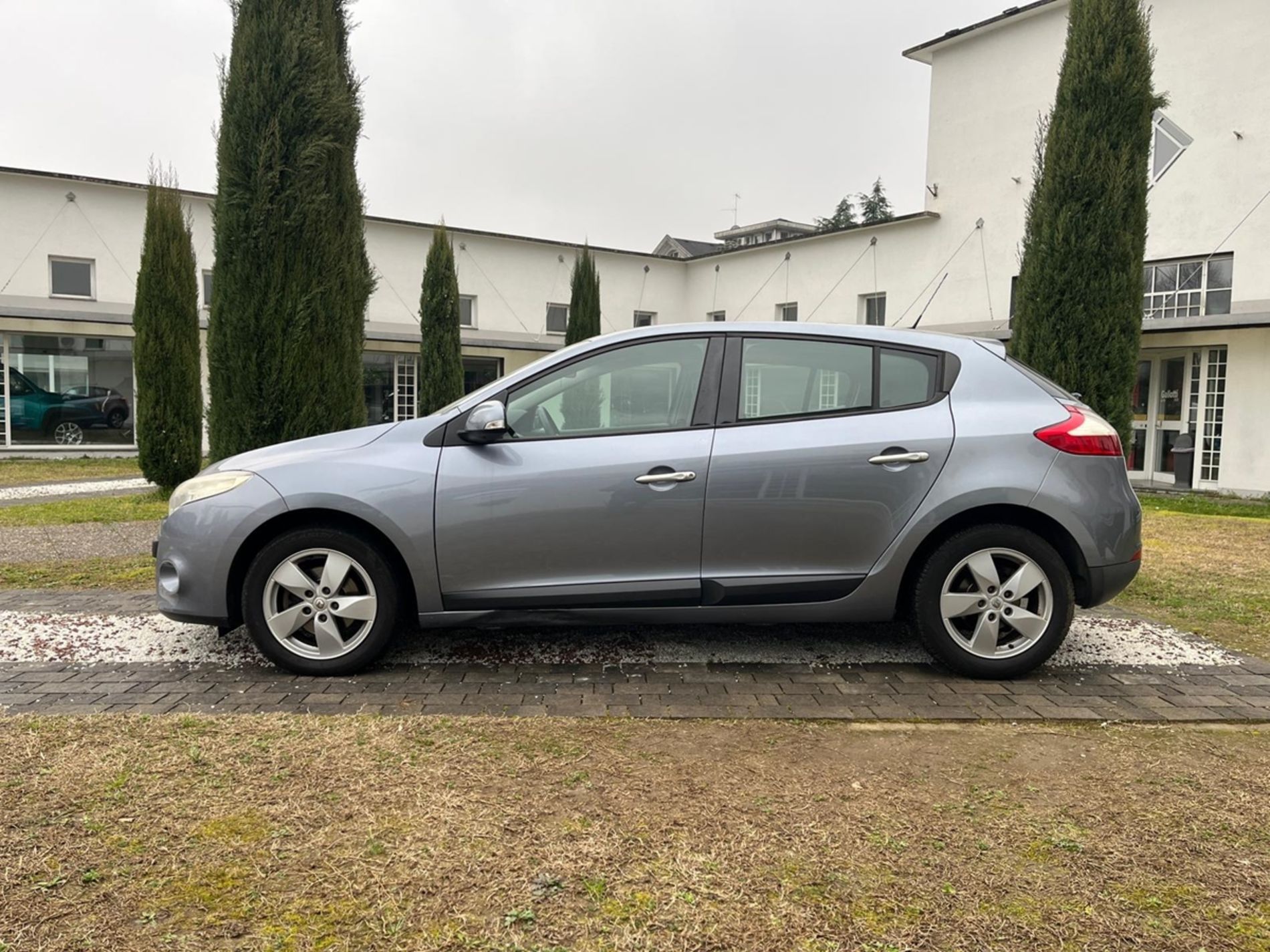 1.5 diesel 110 cv AUTOMATICA - RISERVATA A COMMERCIANTI D’AUTO - Gallotti Auto