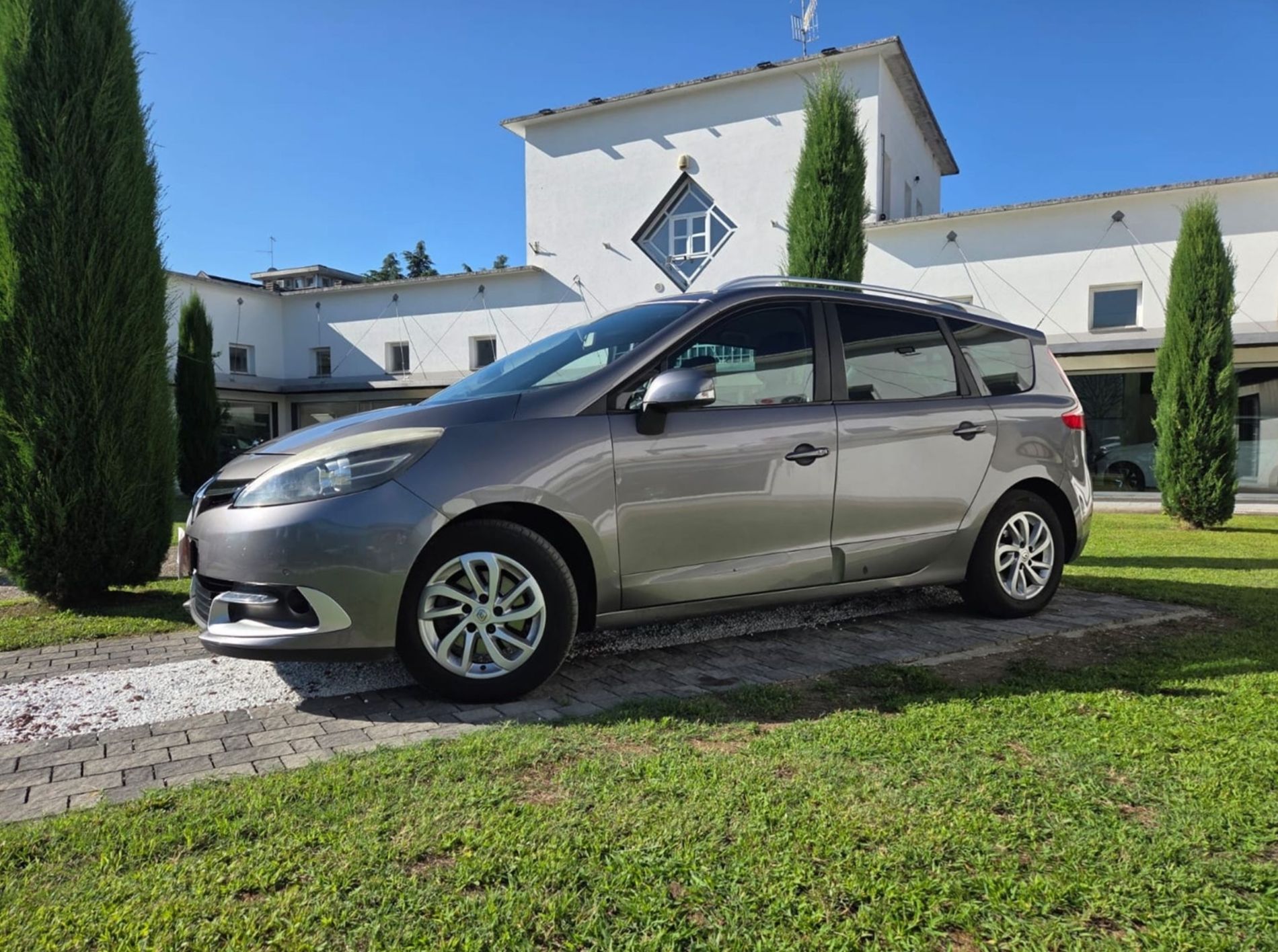 1.5 dci 110cv 7 PESTI - Gallotti Auto