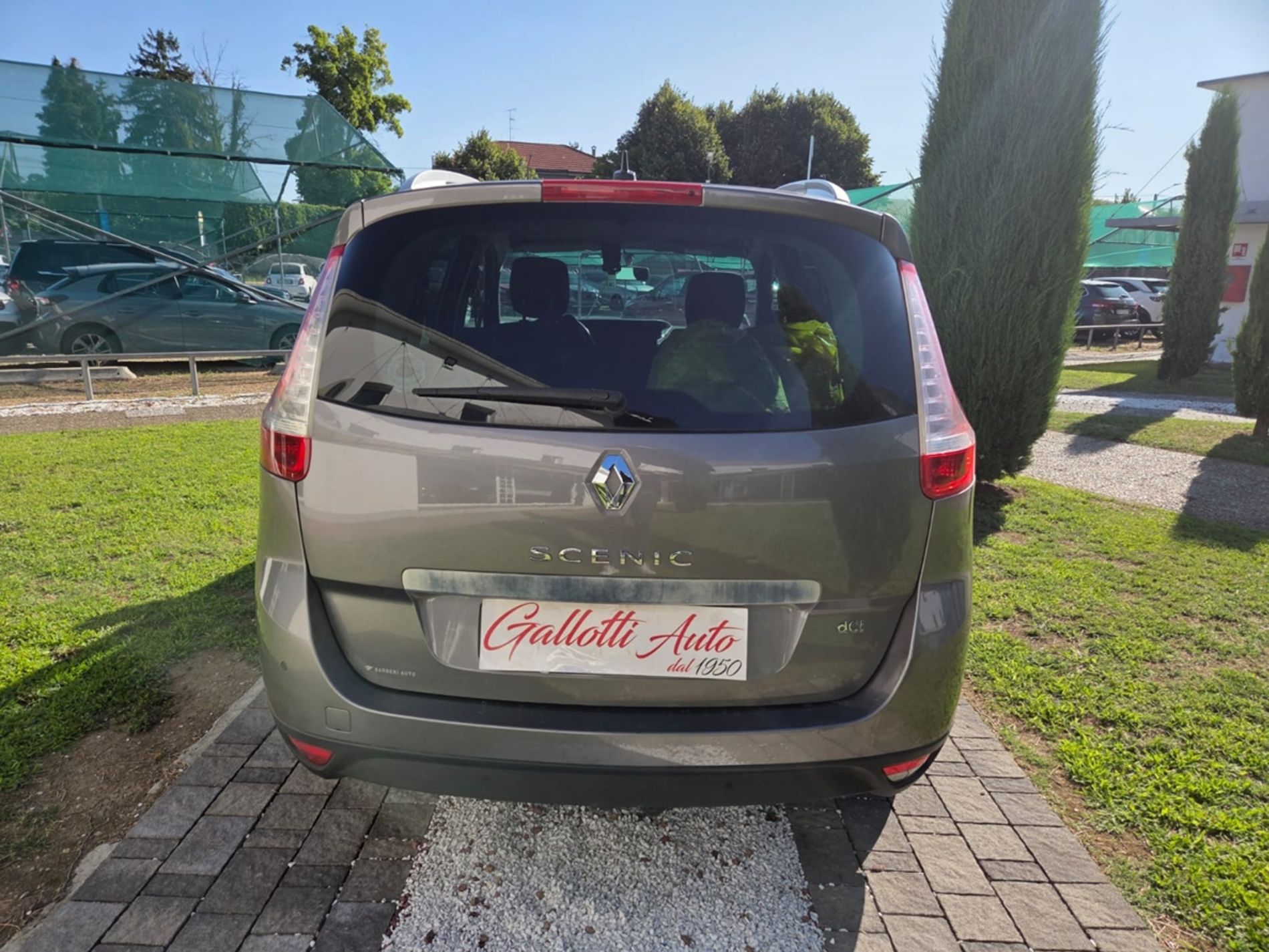 1.5 dci 110cv 7 PESTI - Gallotti Auto