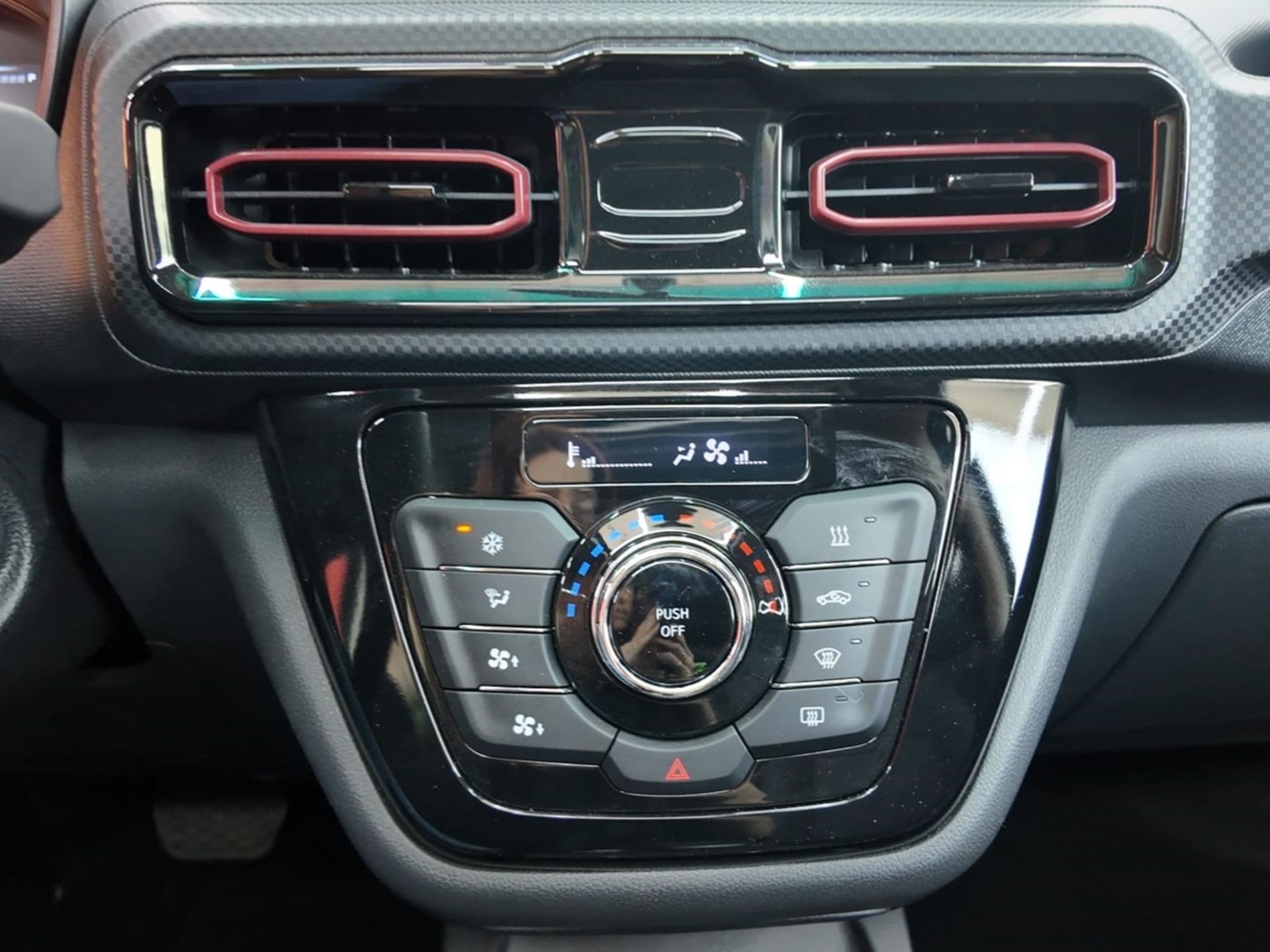 SUPER HYBRID - 7 POSTI - AUTOMATICA - Gallotti Auto