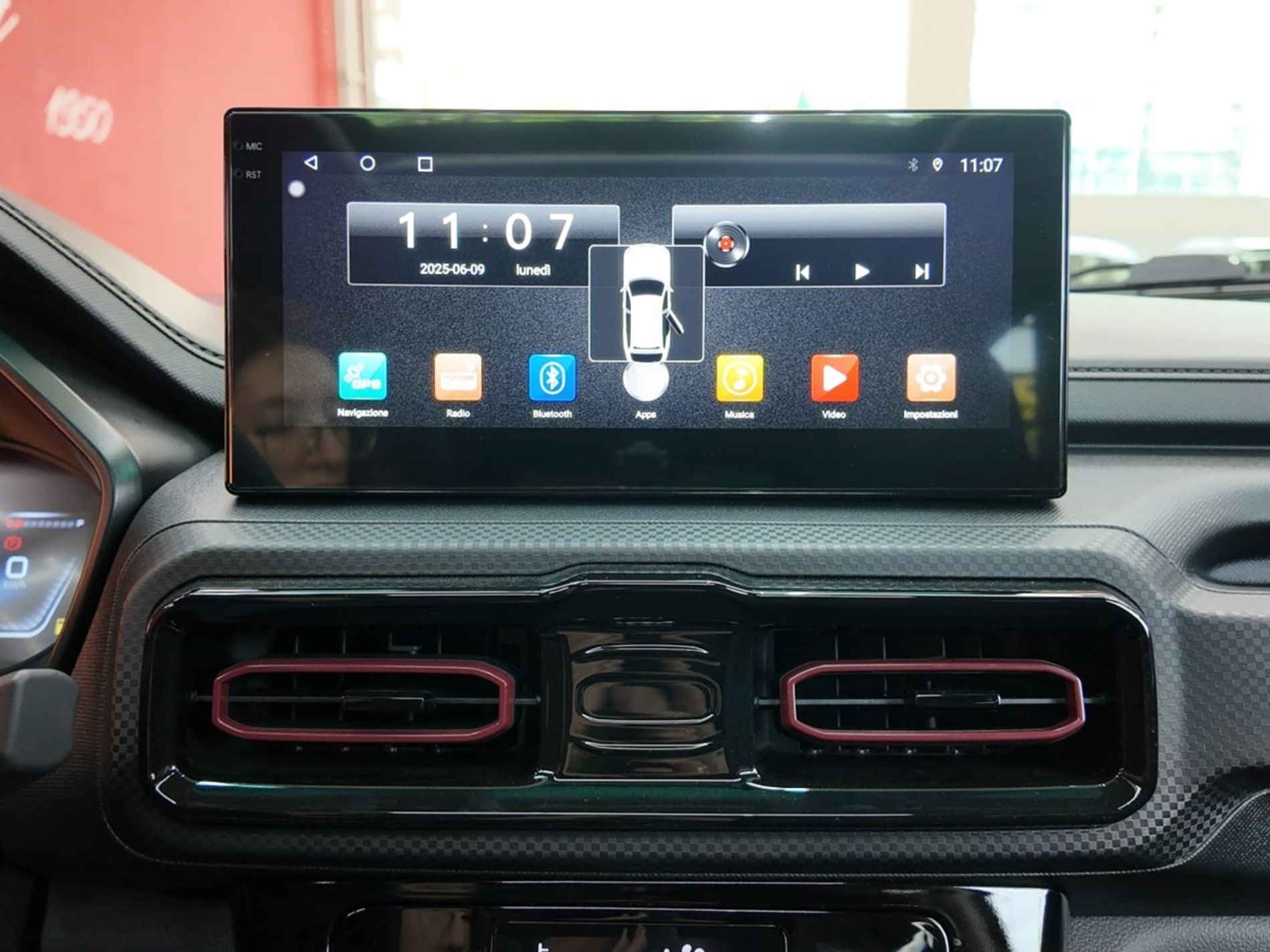 SUPER HYBRID - 7 POSTI - AUTOMATICA - Gallotti Auto