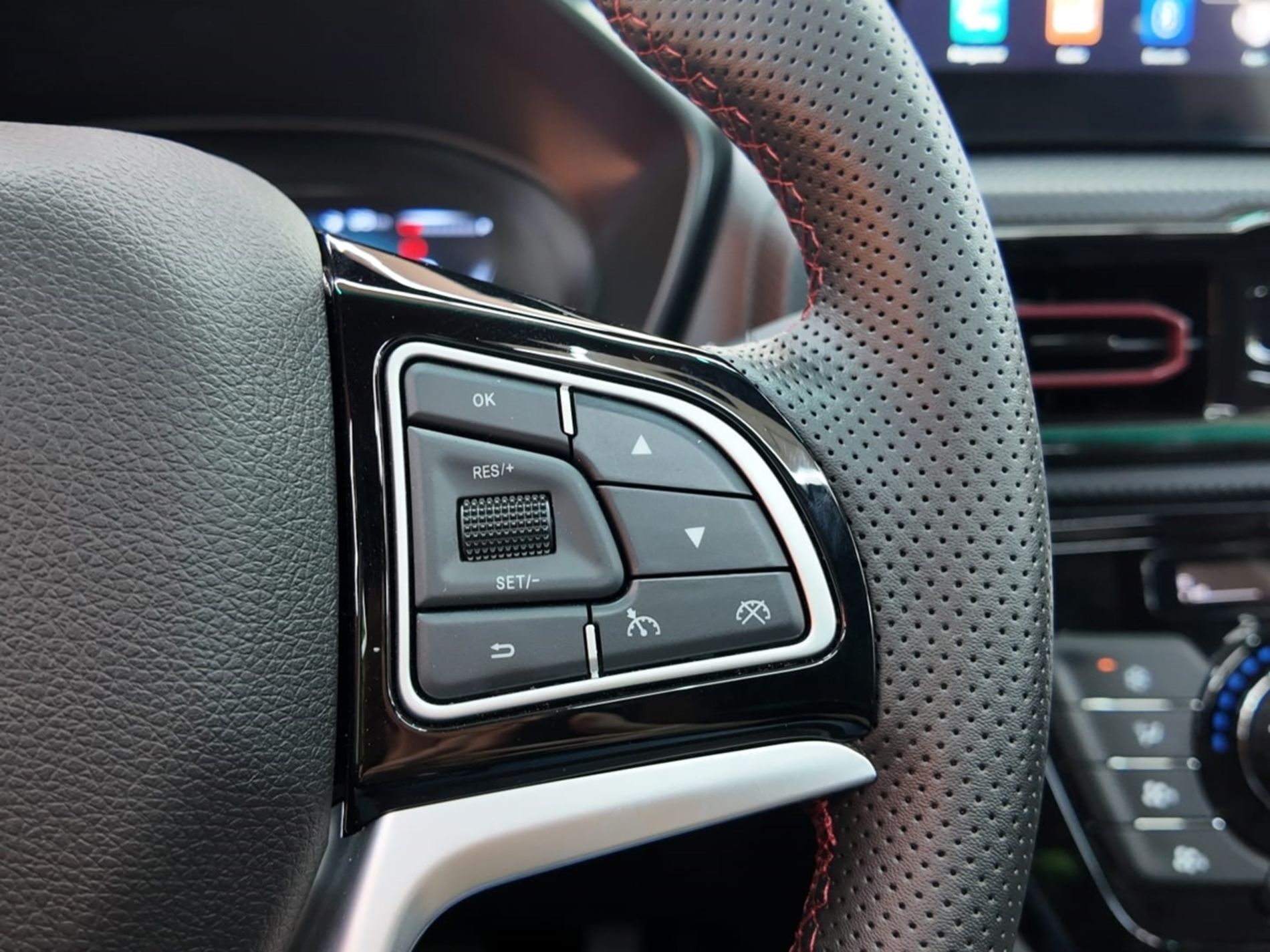 SUPER HYBRID - 7 POSTI - AUTOMATICA - Gallotti Auto