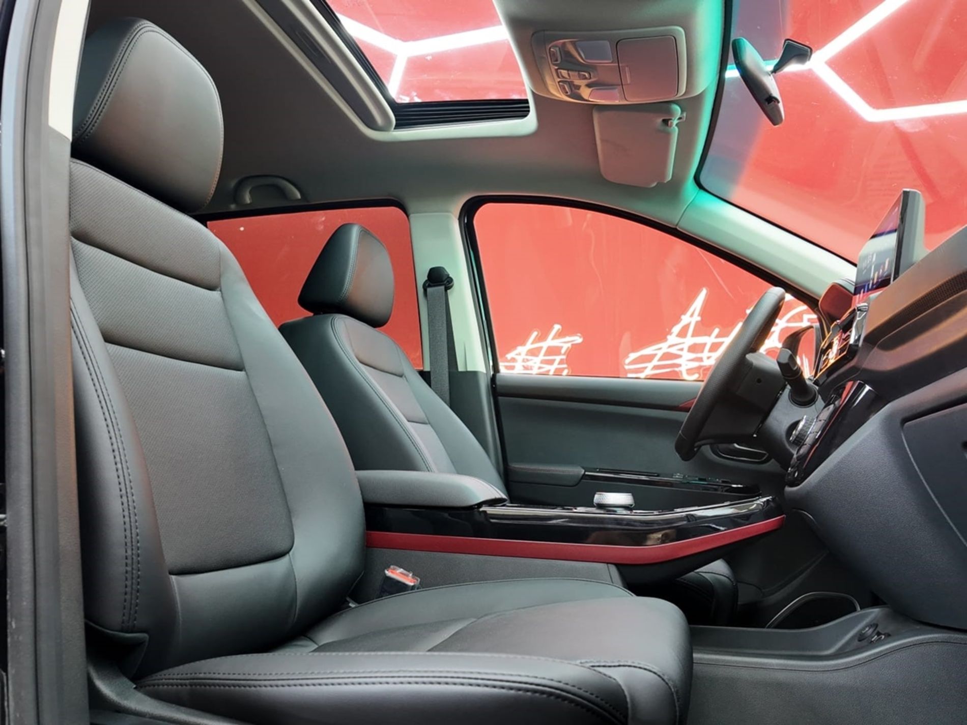 SUPER HYBRID - 7 POSTI - AUTOMATICA - Gallotti Auto