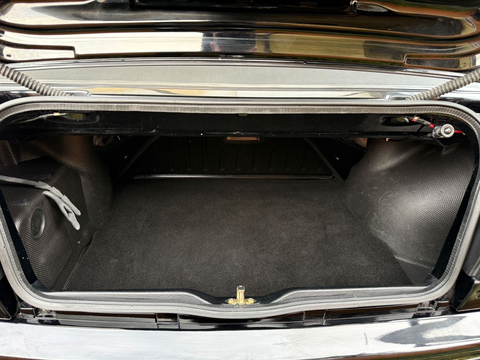 Cabriolet 1.6 benzina 101cv - Gallotti Auto