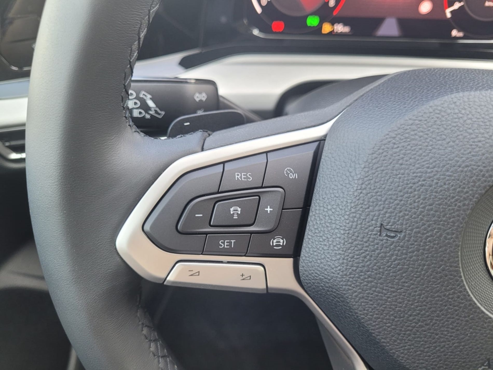 Volkswagen Golf 8 1.5 ETSI 130cv DSG - PROMO GALLOTTI - Gallotti Auto