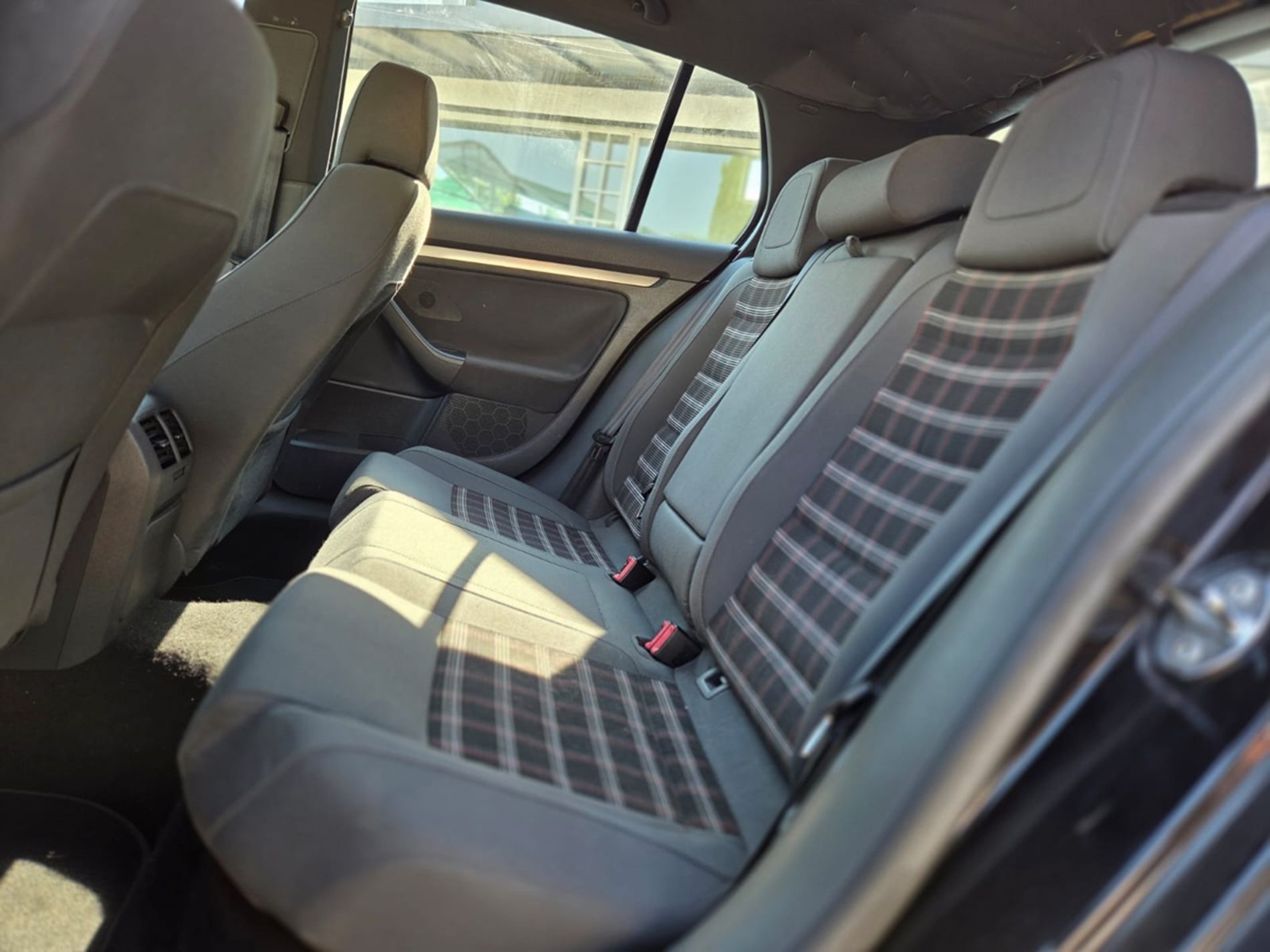 Volkswagen Golf GTI - RISERVATA AD OPERATORI DEL SETTORE - Gallotti Auto