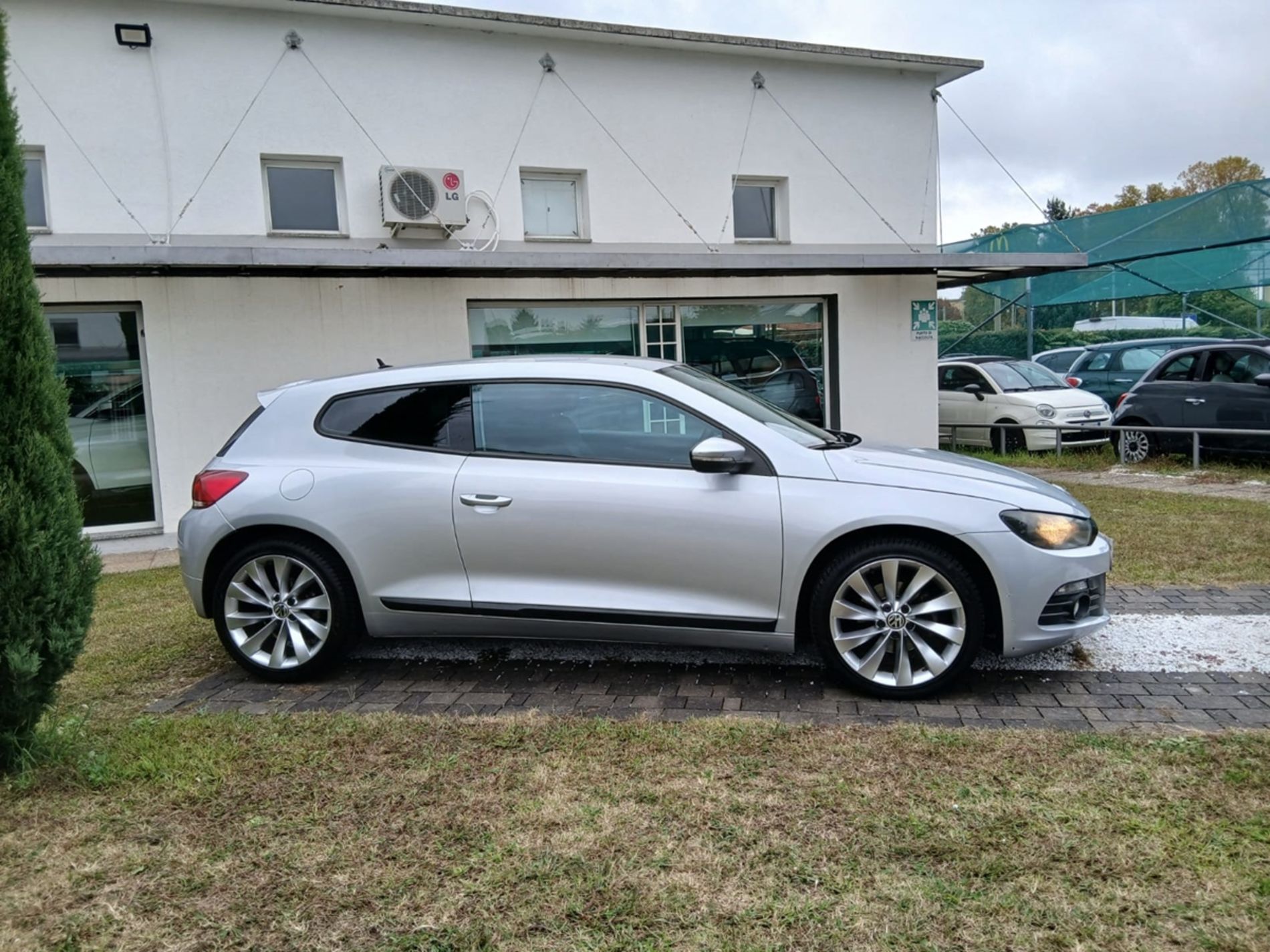 RISERVATA A COMMERCIANTI D'AUTO - Gallotti Auto