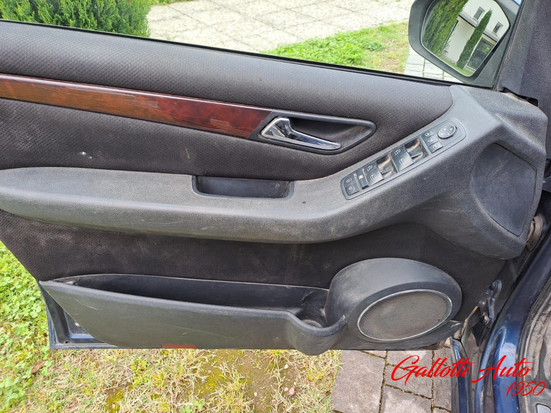 RISERVATA A COMMERCIANTI D’AUTO - Gallotti Auto