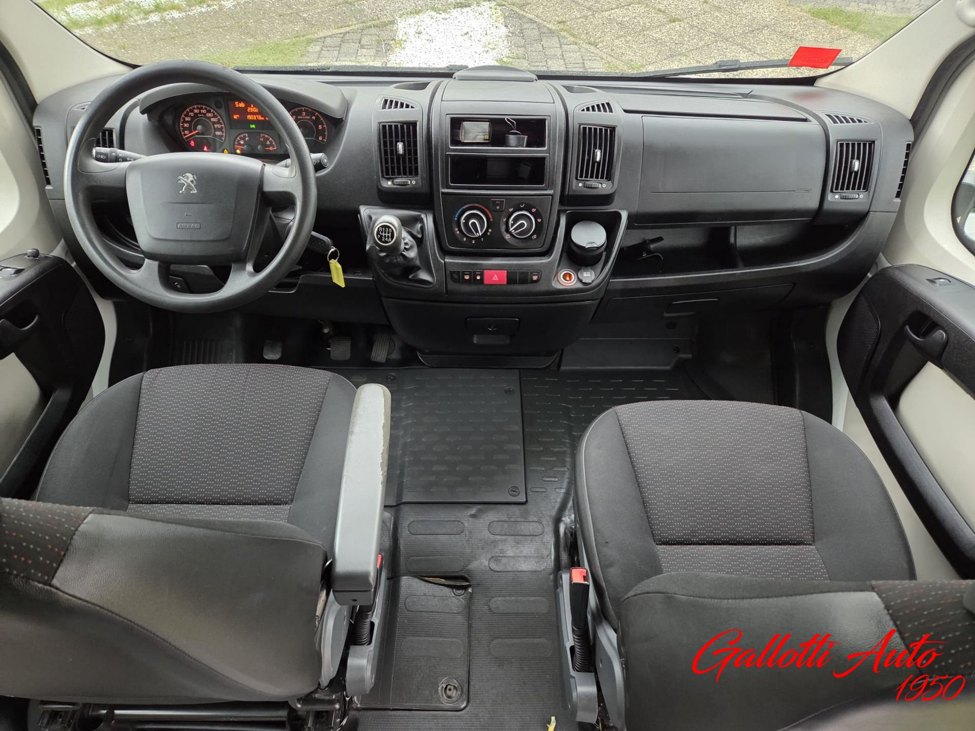 Peugeot Boxer 330 2.2 HDi/130CV FAP PM-TM Combi+IVA-DISABILI - Gallotti Auto