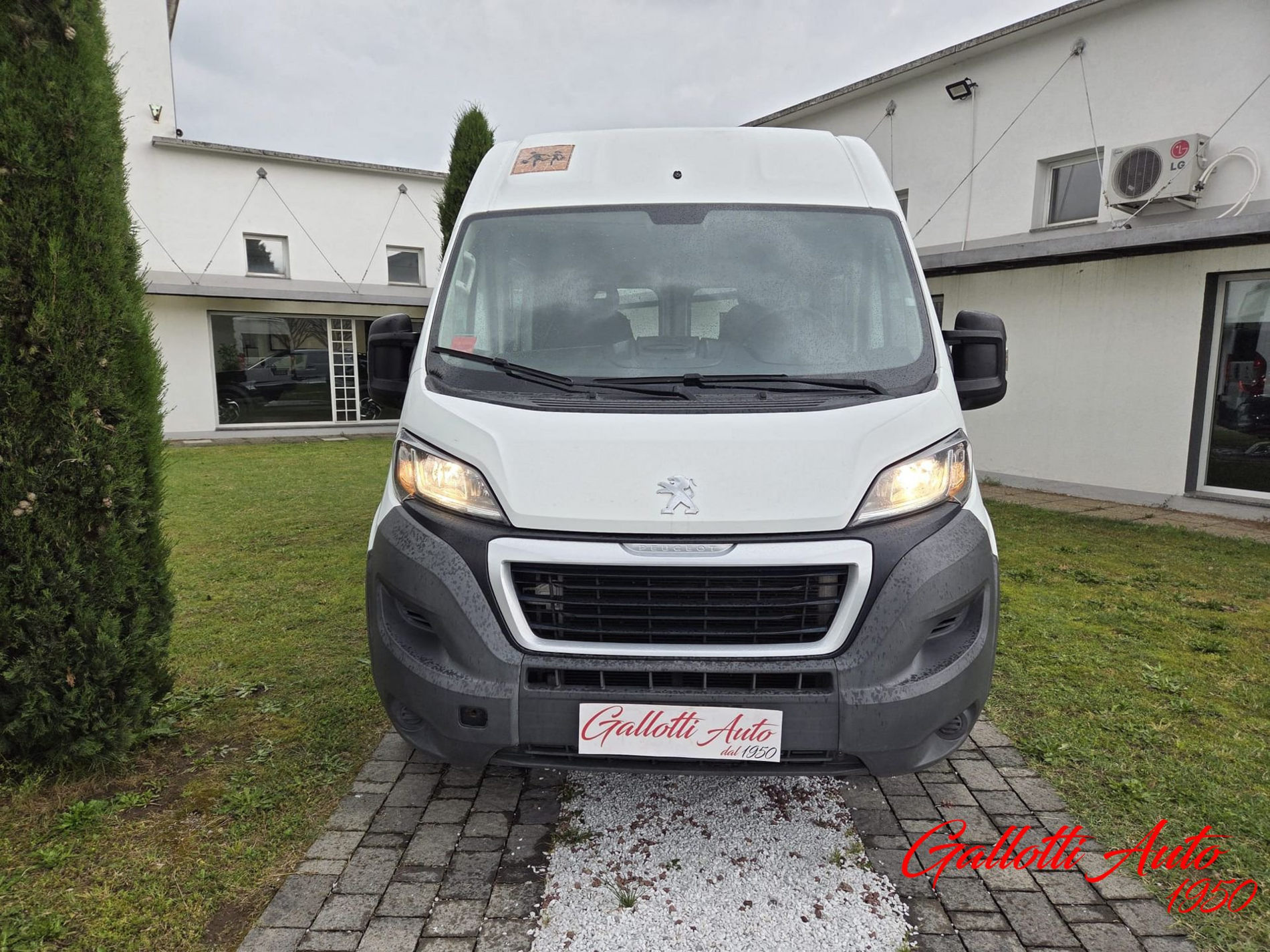 Peugeot Boxer 330 2.2 HDi/130CV FAP PM-TM Combi+IVA-DISABILI - Gallotti Auto