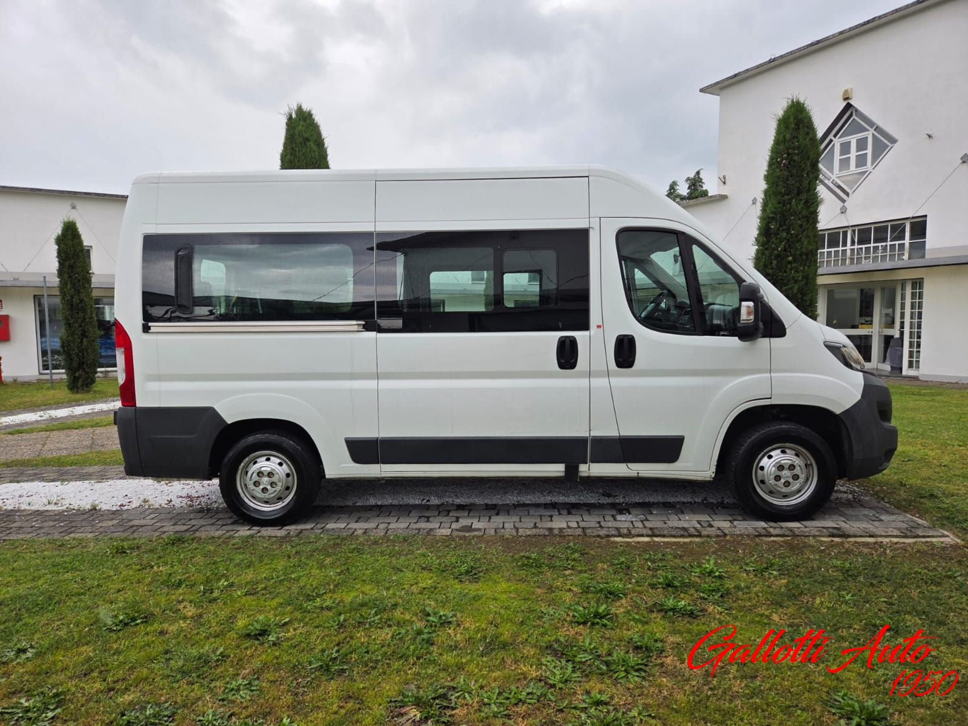Peugeot Boxer 330 2.2 HDi/130CV FAP PM-TM Combi+IVA-DISABILI - Gallotti Auto